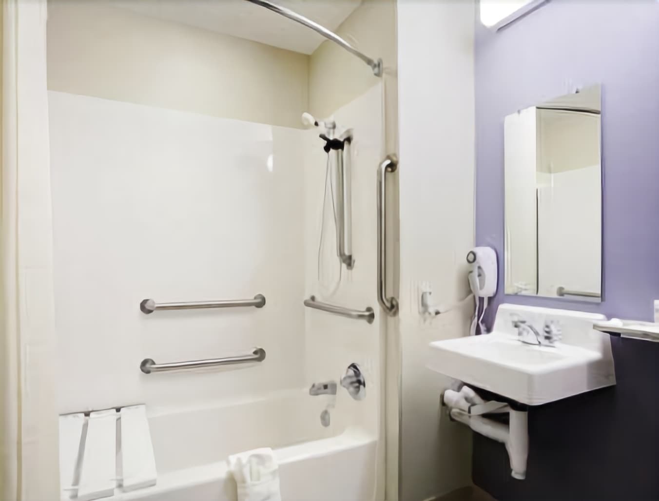 Microtel Inn & Suites by Wyndham Hazelton/Bruceton Mills Zimmer foto