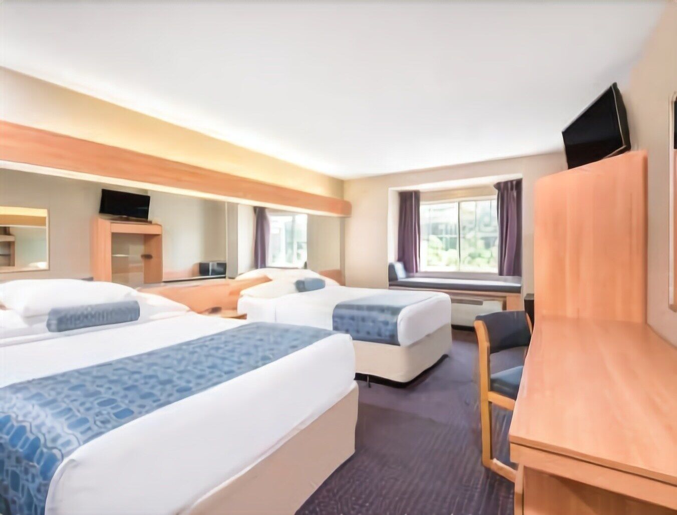 Microtel Inn & Suites by Wyndham Hazelton/Bruceton Mills Exterior foto